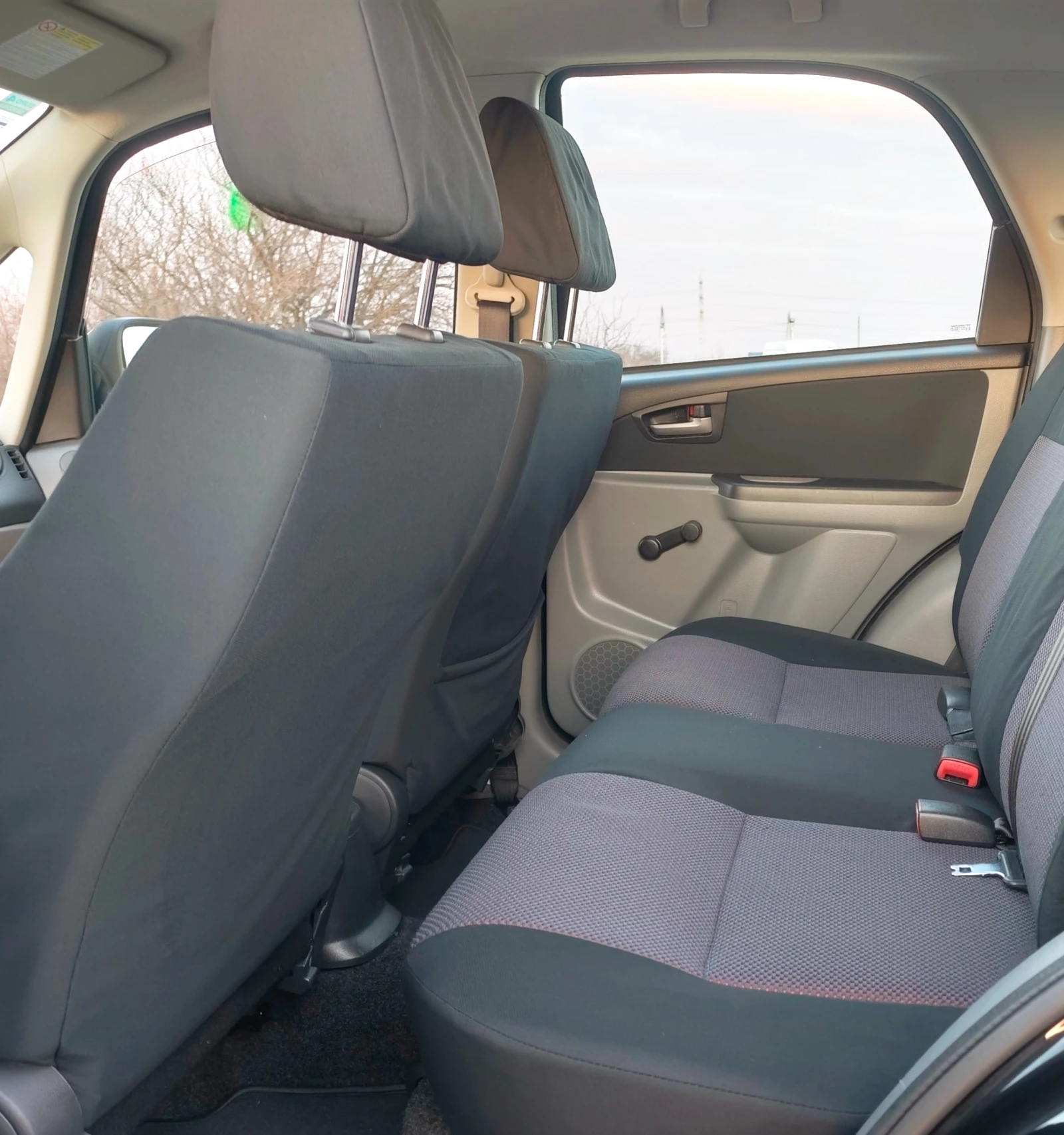 Suzuki SX4 1.6i 82000 km!!!! - изображение 10