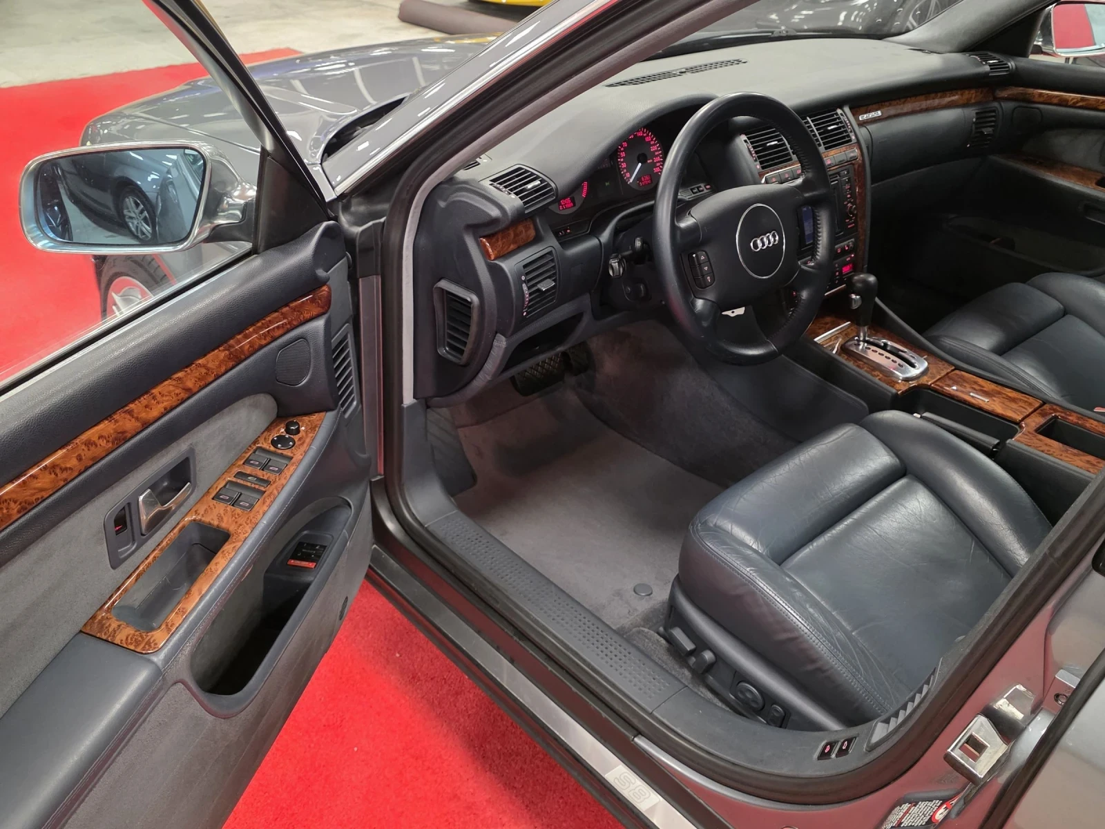 Audi S8 VOLL | Full service book | TOP - изображение 9