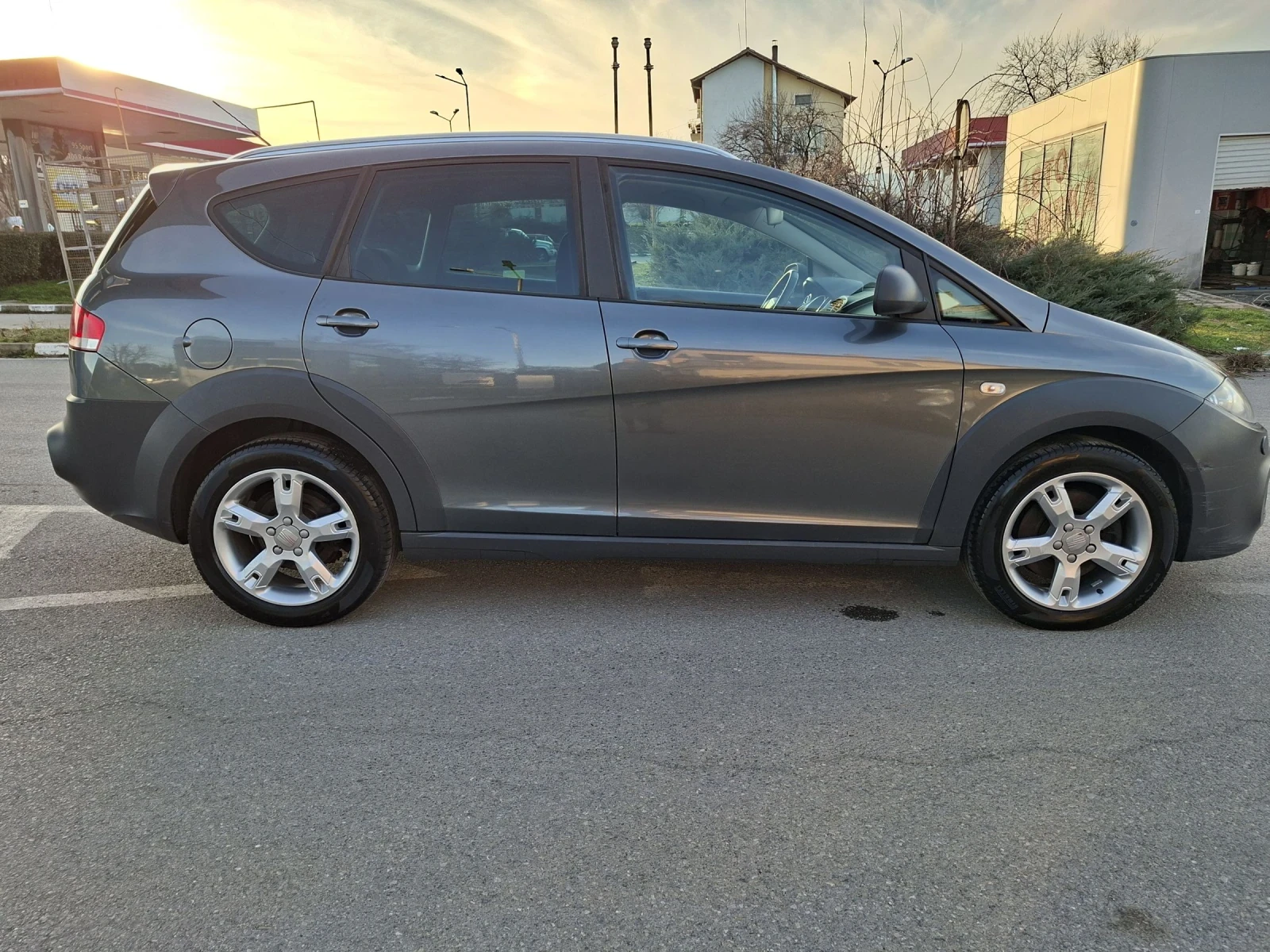 Seat Altea 2.0 4x4 FREETRAC - изображение 4