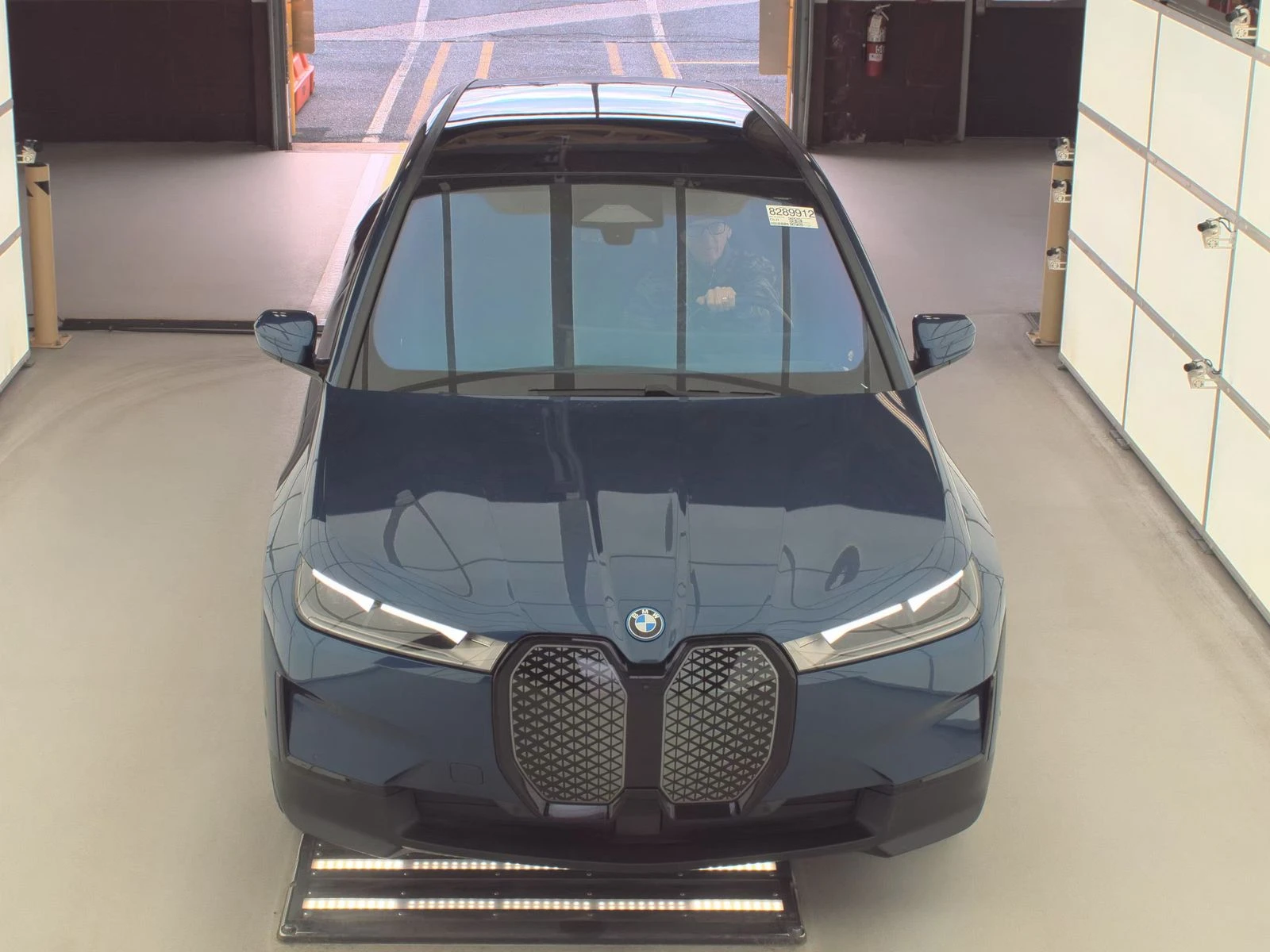 BMW iX xDrive50 | Mobile.bg � ����������� 2