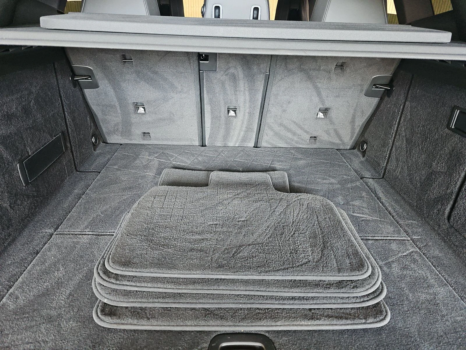 BMW iX xDrive50 | Mobile.bg � ����������� 14