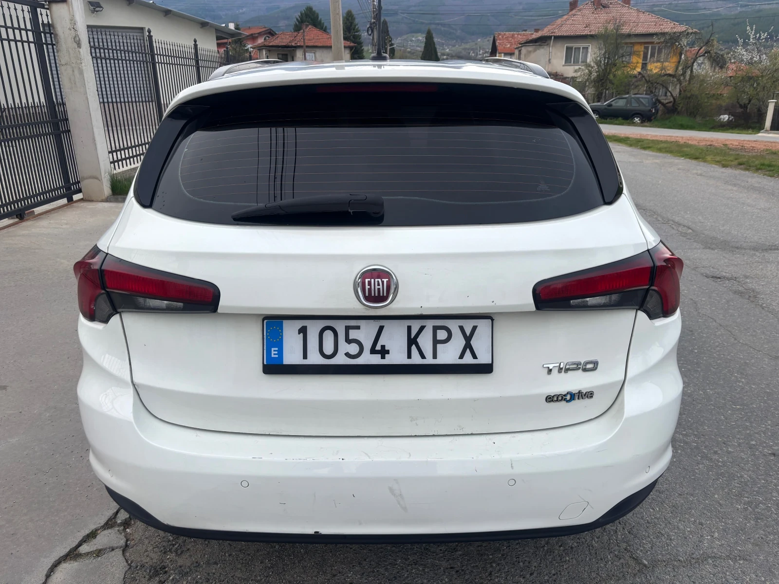 Fiat Tipo 1.4T 120 hp, снимка 5 - Автомобили и джипове - 54318595