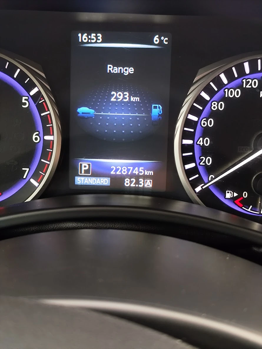 Infiniti Q50 2.2, снимка 4 - Автомобили и джипове - 54432139