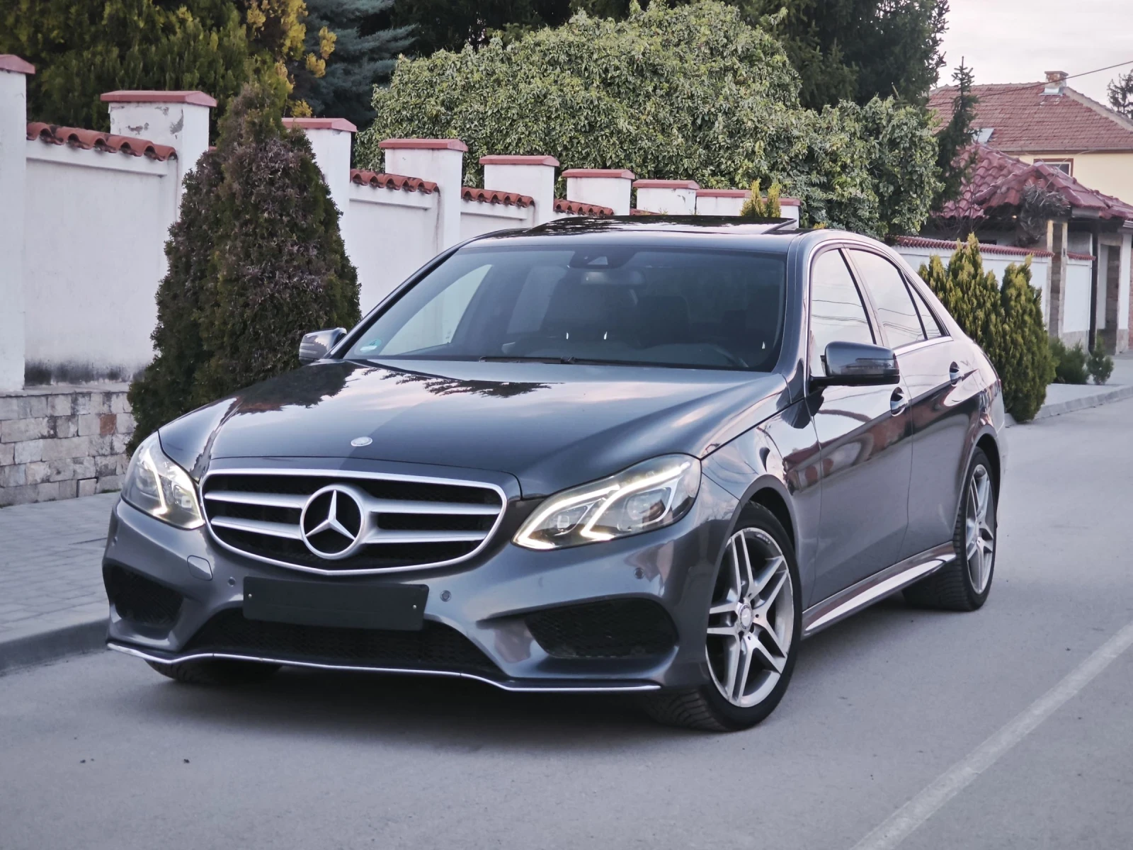 Mercedes-Benz E 350 AMG Пружини Задно Алкантара Сменени вериги 