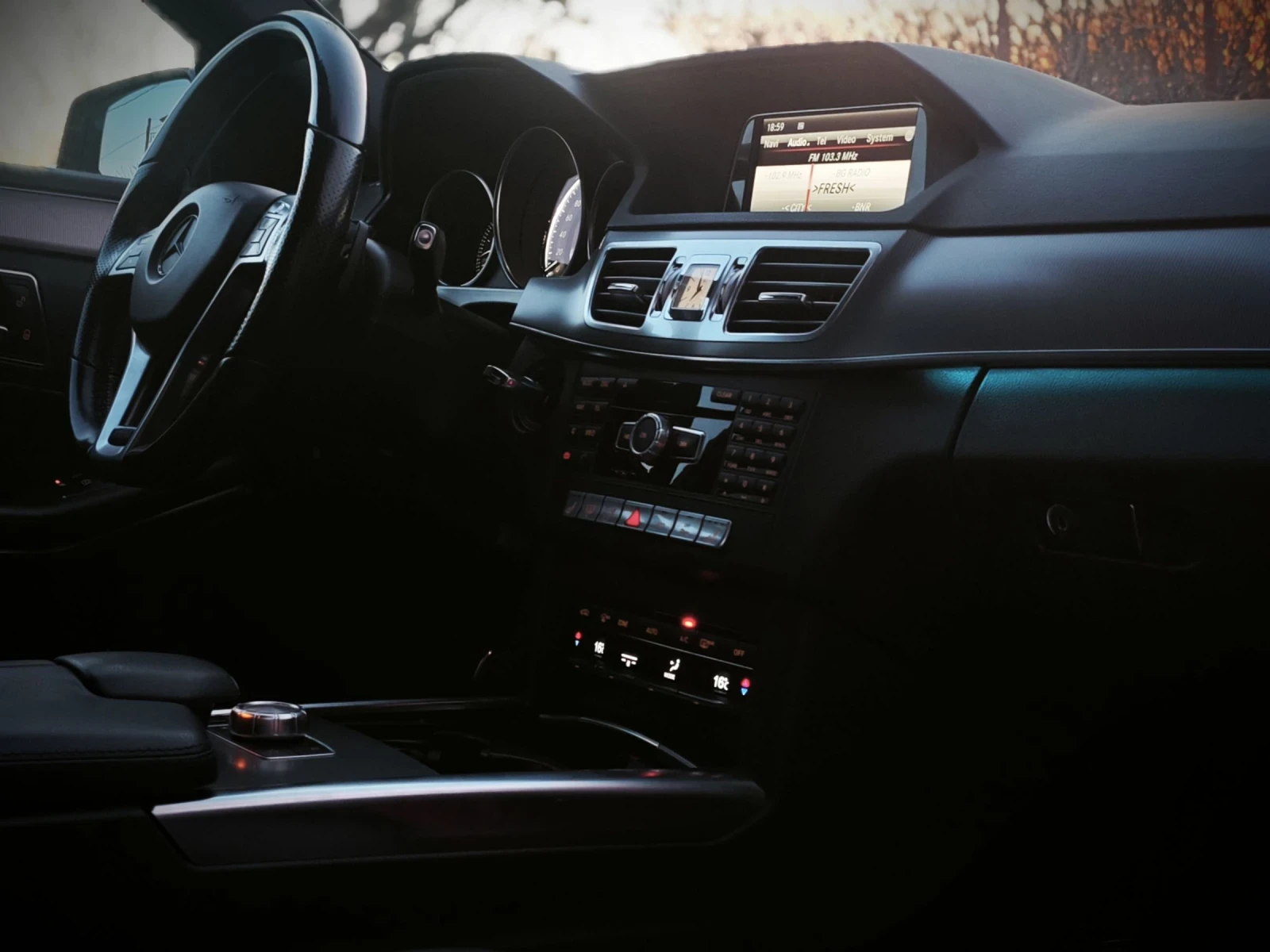 Mercedes-Benz E 350 AMG Пружини Задно Алкантара Сменени вериги , снимка 12 - Автомобили и джипове - 54447084