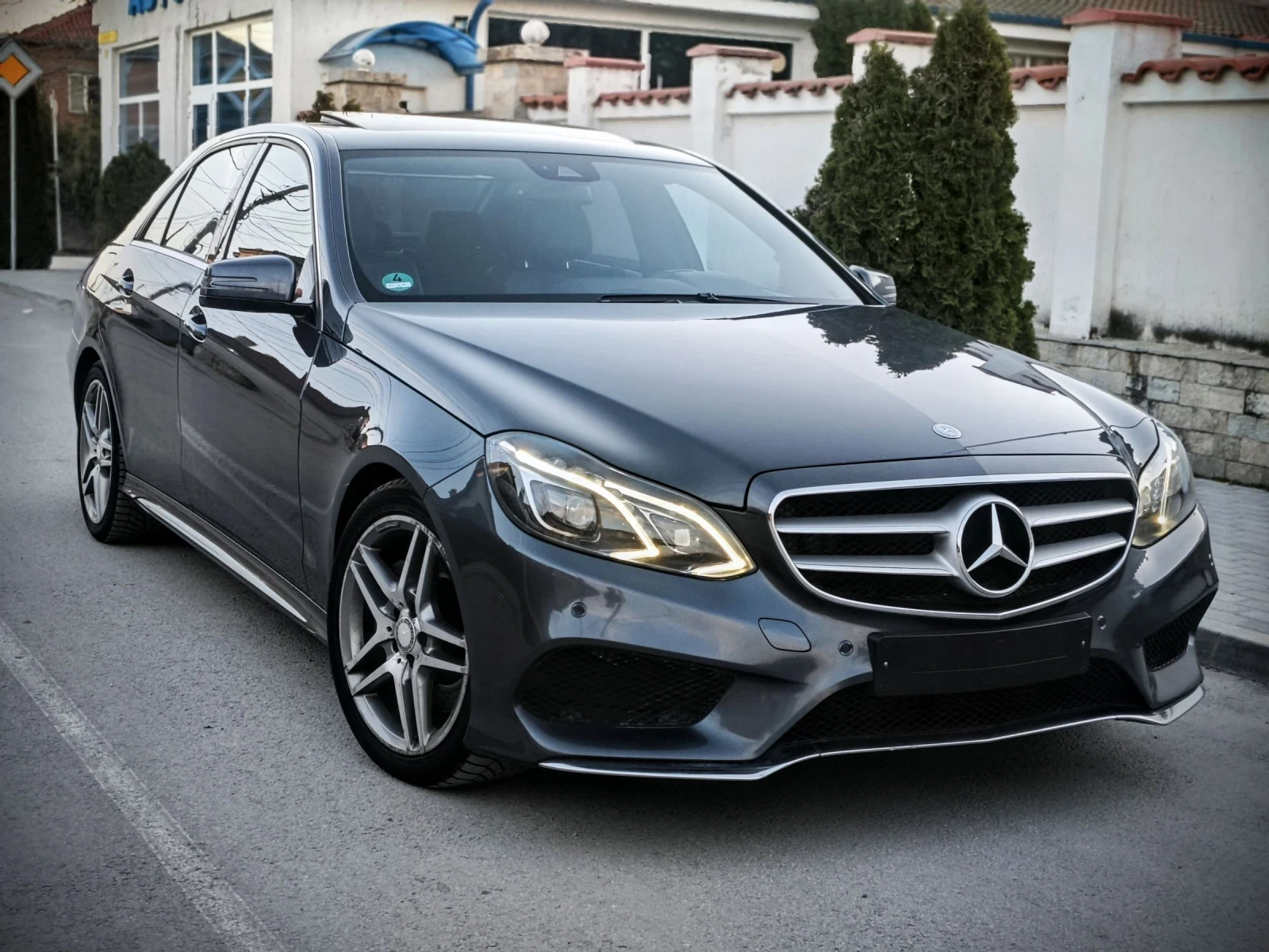 Mercedes-Benz E 350 AMG Пружини Задно Алкантара Сменени вериги , снимка 5 - Автомобили и джипове - 54447084