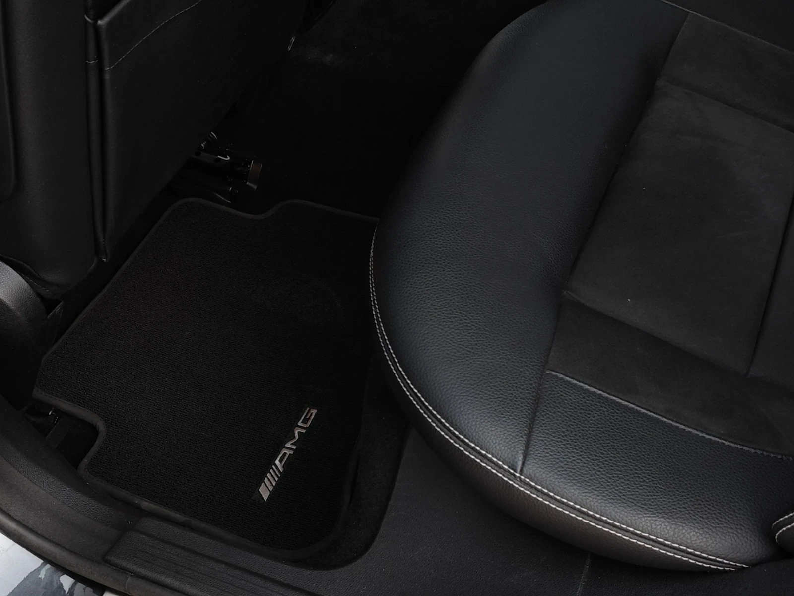 Mercedes-Benz E 350 AMG Пружини Задно Алкантара Сменени вериги , снимка 16 - Автомобили и джипове - 54447084