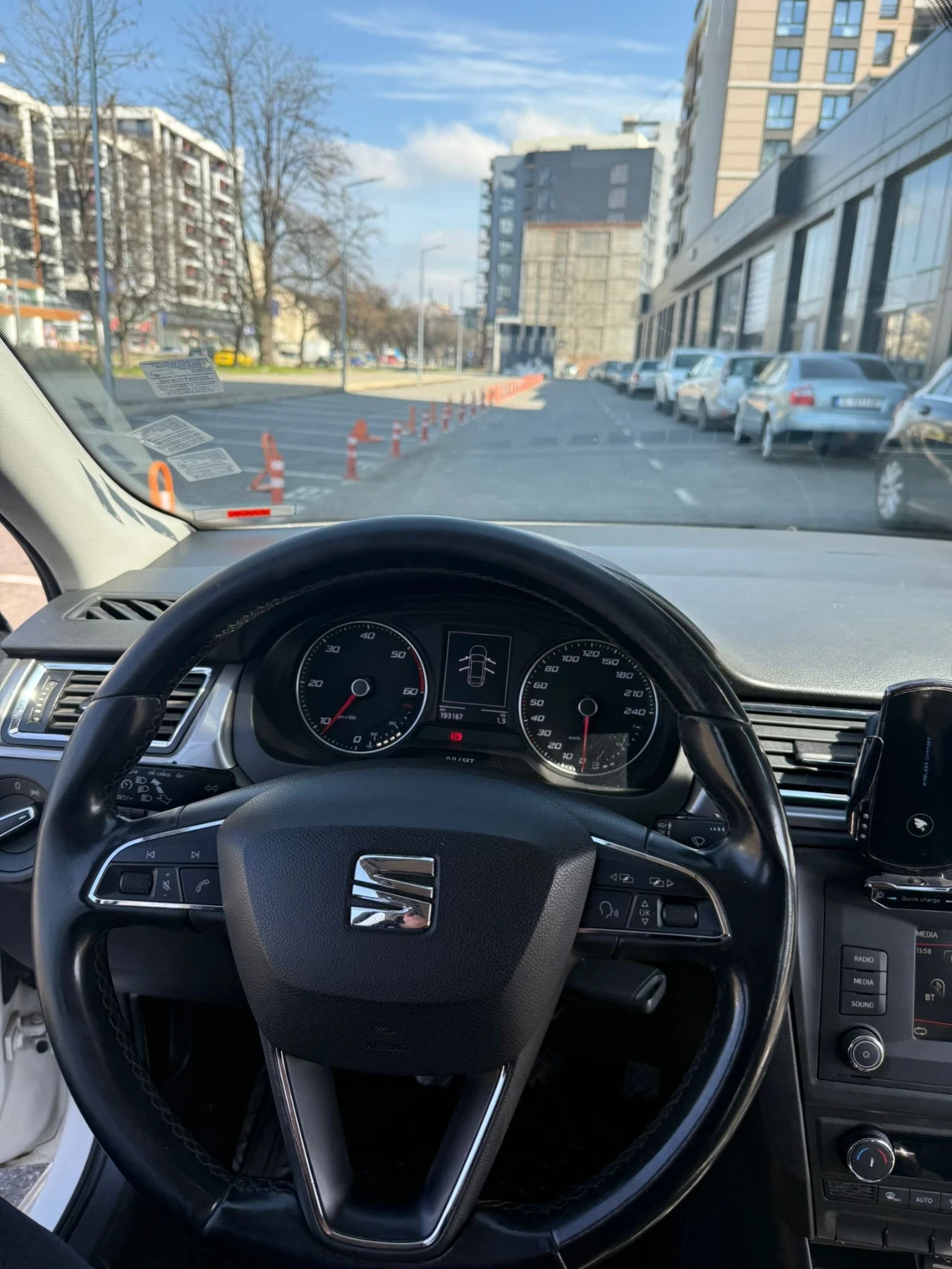 Seat Toledo 1.6 TDI, снимка 8 - Автомобили и джипове - 54529096