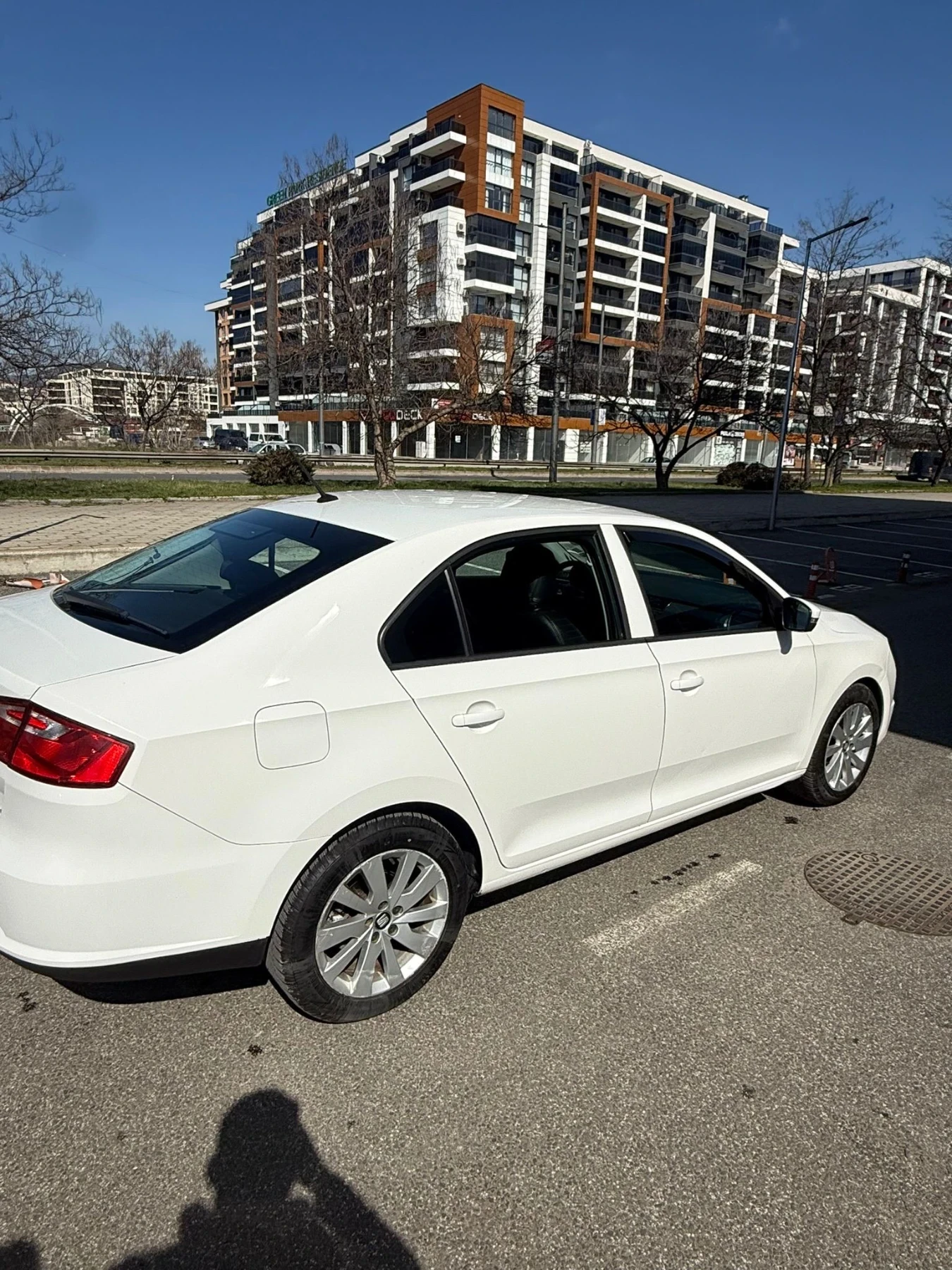 Seat Toledo 1.6 TDI, снимка 3 - Автомобили и джипове - 54529096