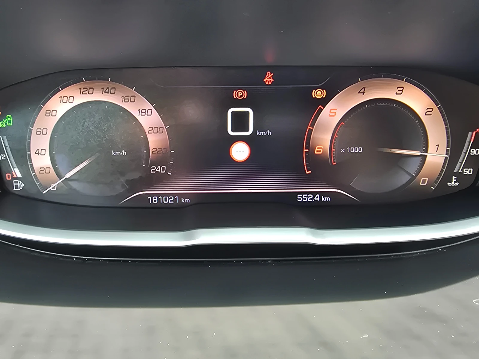 Peugeot 5008 2.0HDI* 150к.с.* 7 места * GT LINE , снимка 12 - Автомобили и джипове - 54987464