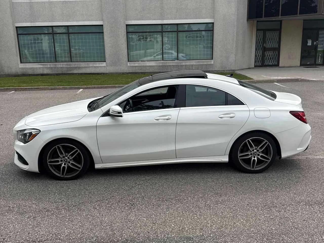Mercedes-Benz CLA 250 * NAVI* ПОДГРЕВ* ПАНОРАМА* , снимка 3 - Автомобили и джипове - 55056639