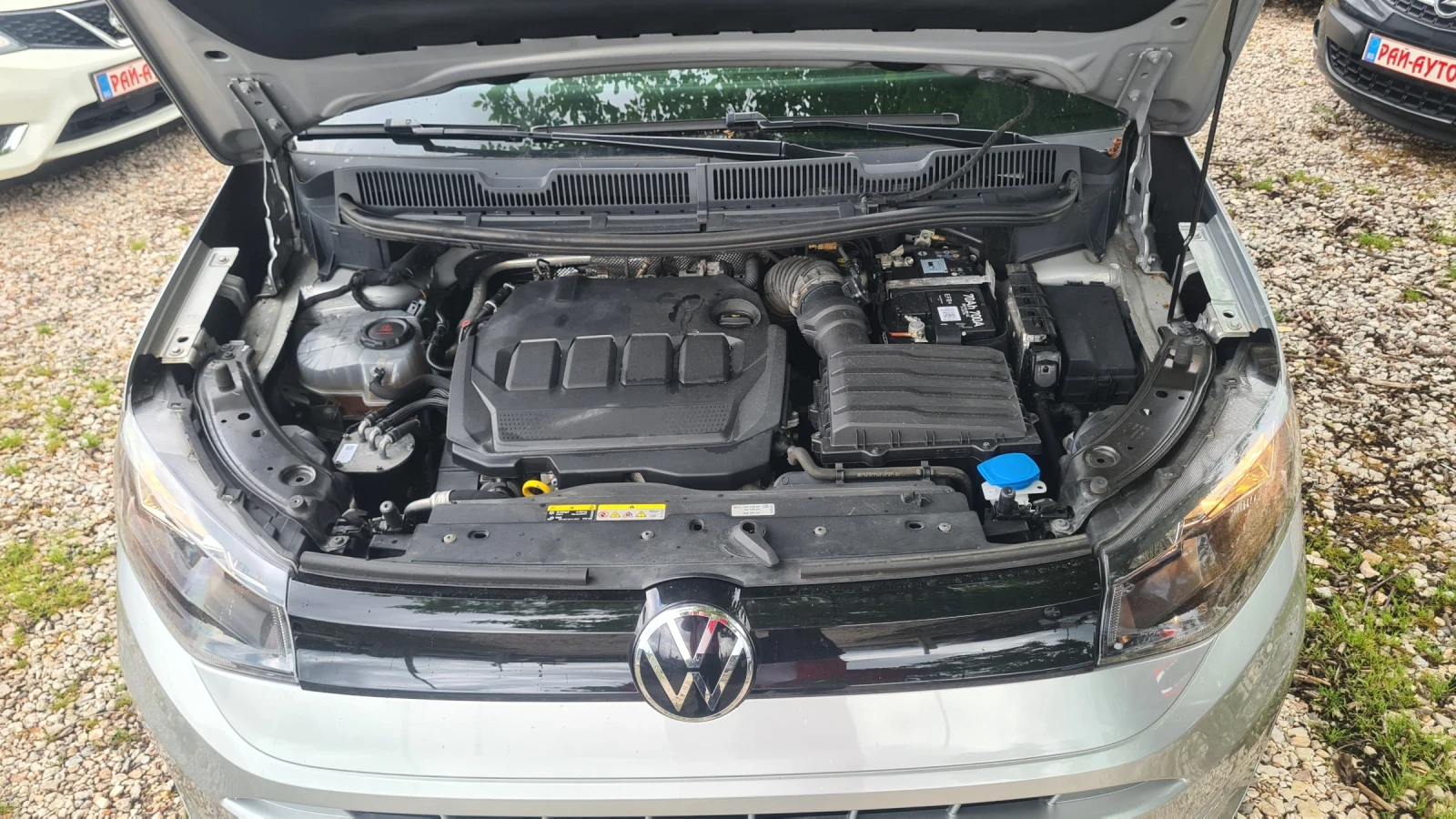VW Caddy 2.0TDI 122kc Automat, снимка 11 - Автомобили и джипове - 55067375