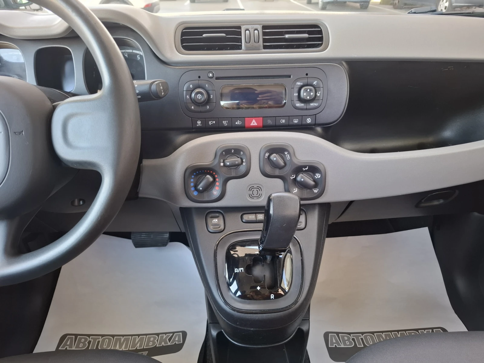 Fiat Panda 1.0 * АВТОМАТИК * EURO6 * 129750 к.м., снимка 9 - Автомобили и джипове - 55525541