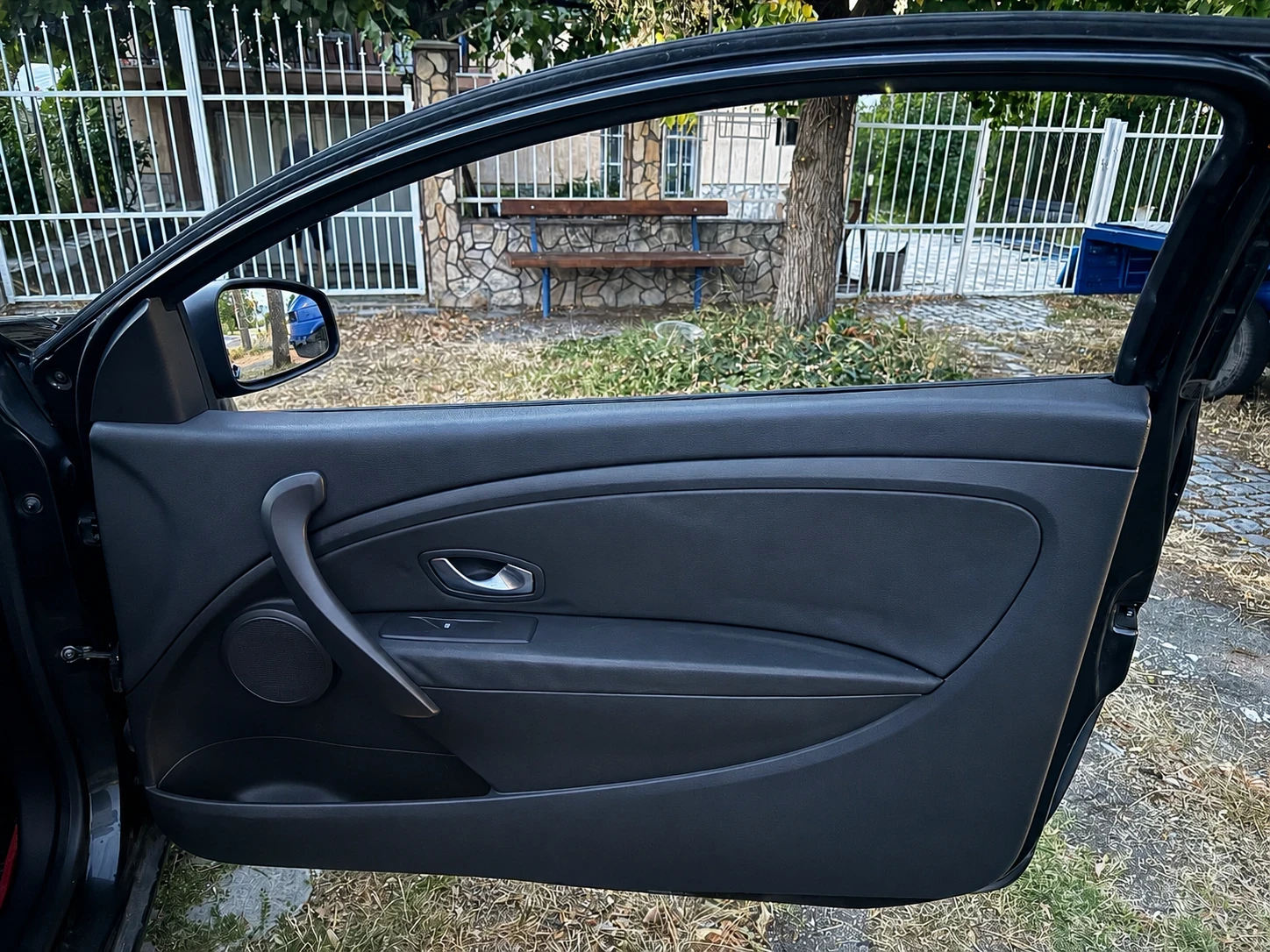 Renault Megane 3  1. 6 16V   2009 г. | 231 000 км | Газ, снимка 13 - Автомобили и джипове - 55935383