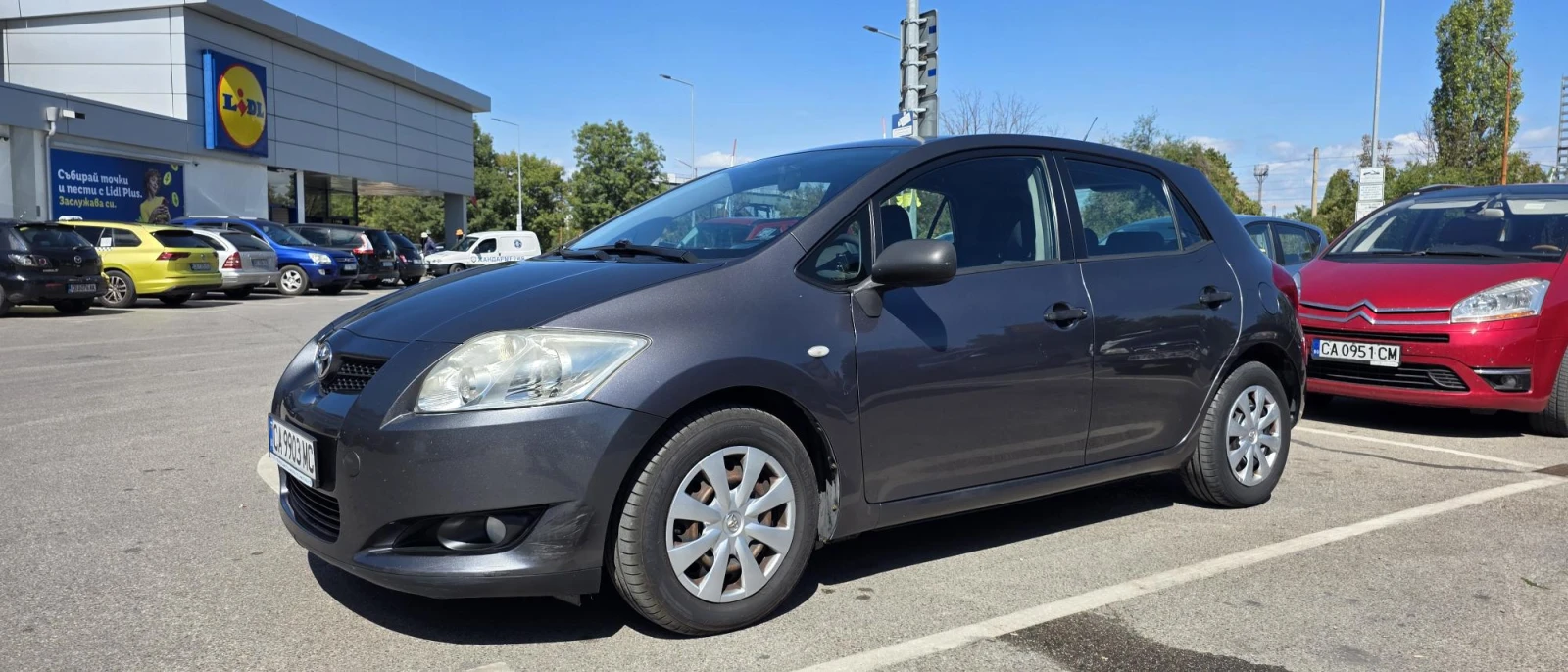 Toyota Auris 1.4I 16V TERRA