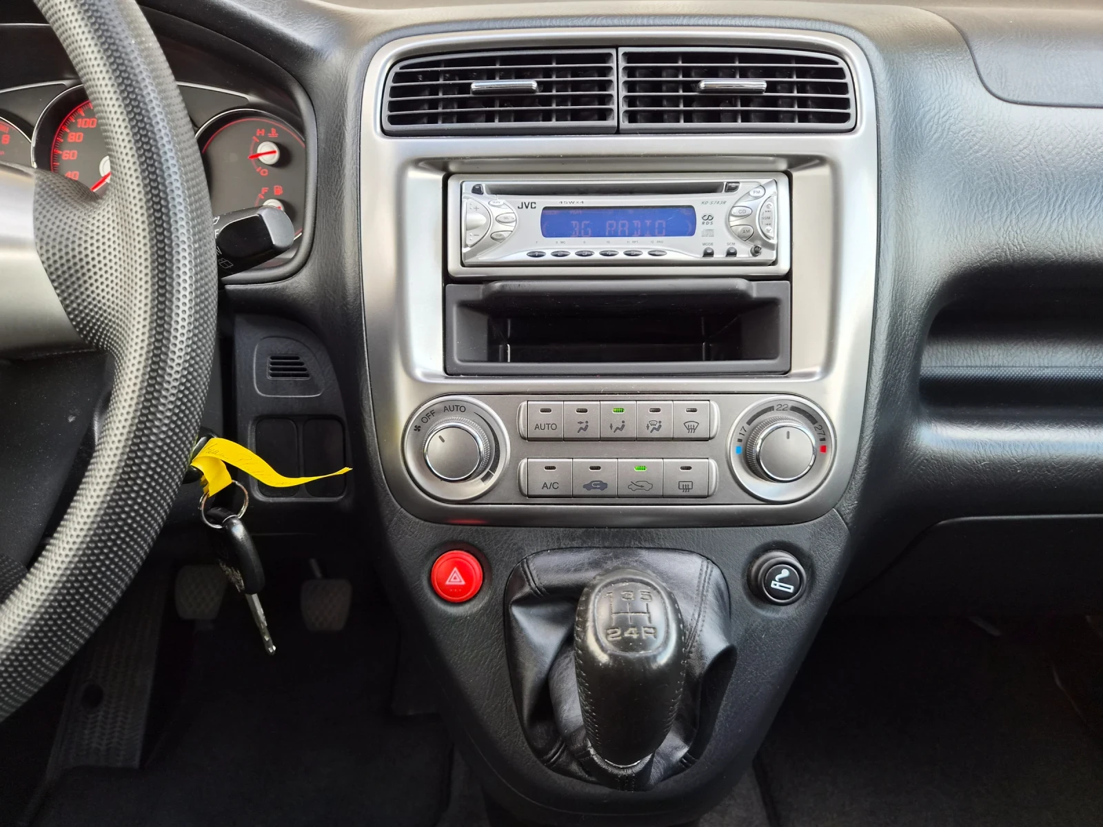 Honda Stream 1.7i 125кс 64300 КМ. ЕВРО 4, снимка 14 - Автомобили и джипове - 56198243