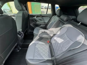 VW Tiguan R-LINE* HIGHLINE * AвтоКредит * (ЦЕНА ДО БГ), снимка 16