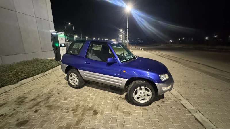 Toyota Rav4, снимка 2 - Автомобили и джипове - 48789645