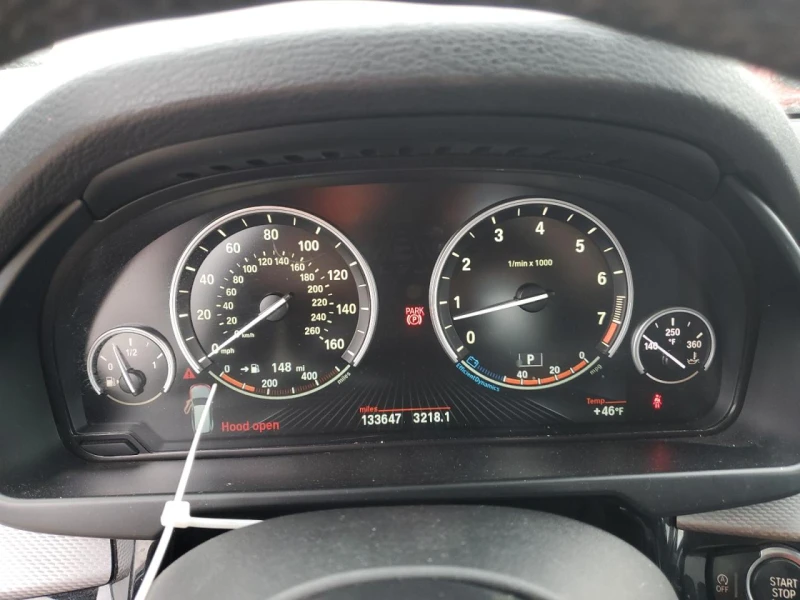 BMW X5 xDrive35i (M-Pack) Вакуум* Harman* 360* HUD* Пано*, снимка 9 - Автомобили и джипове - 48810595