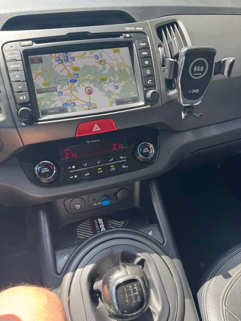 Kia Sportage, снимка 3 - Автомобили и джипове - 52253348