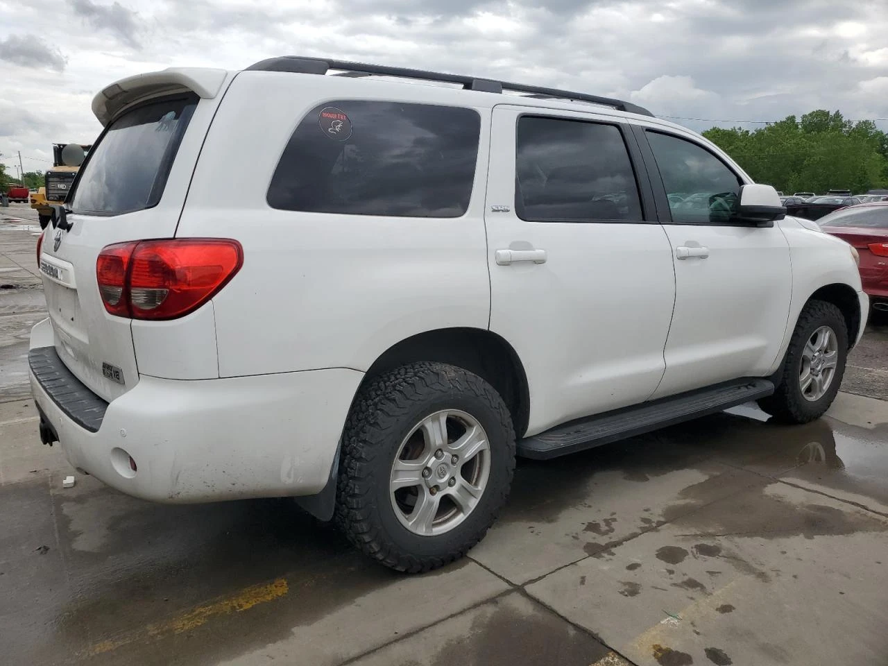 Toyota Sequoia SR5/4X4/ПЪЛНА СЕРВИЗНА ИСТОРИЯ - изображение 4