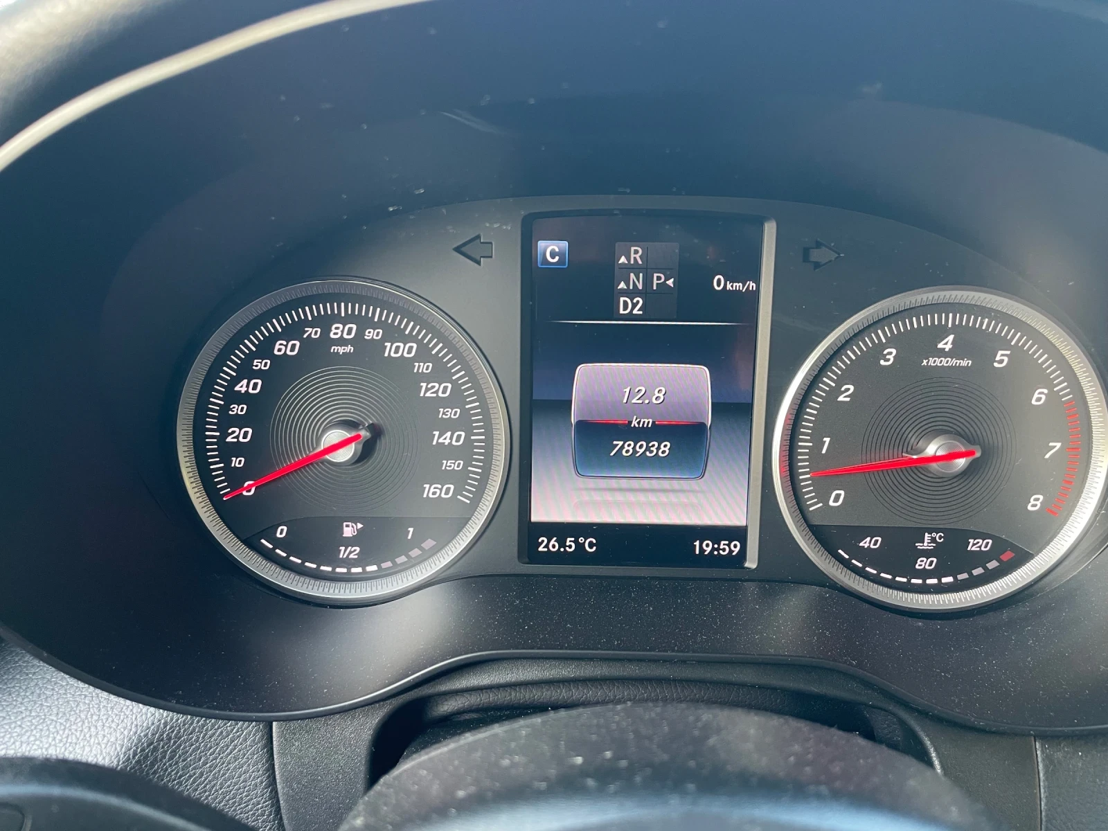 Mercedes-Benz GLC 300 4 matic - изображение 8