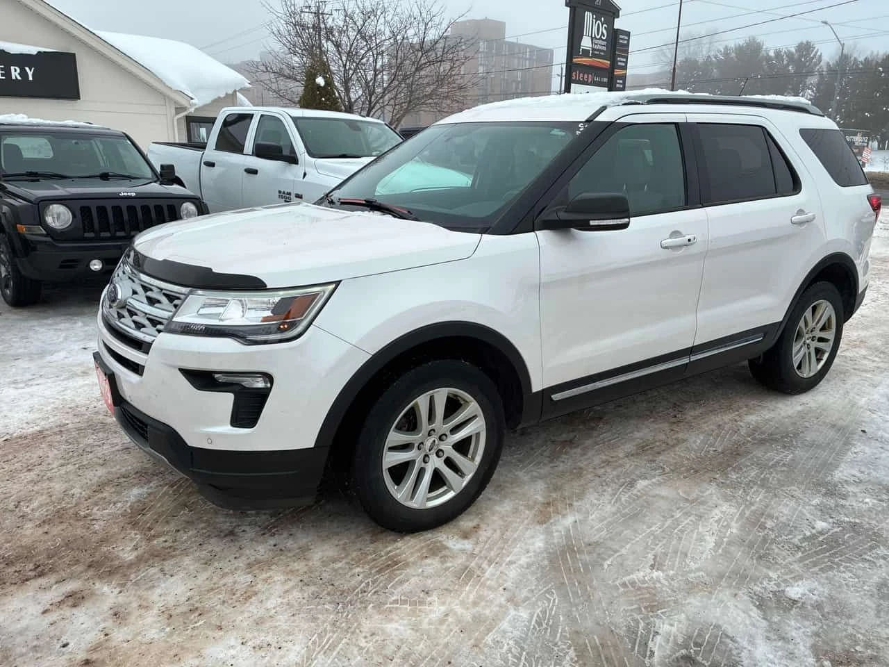Ford Explorer * XLT * CARFAX * �������* ����� ������*  | Mobile.bg � ����������� 1