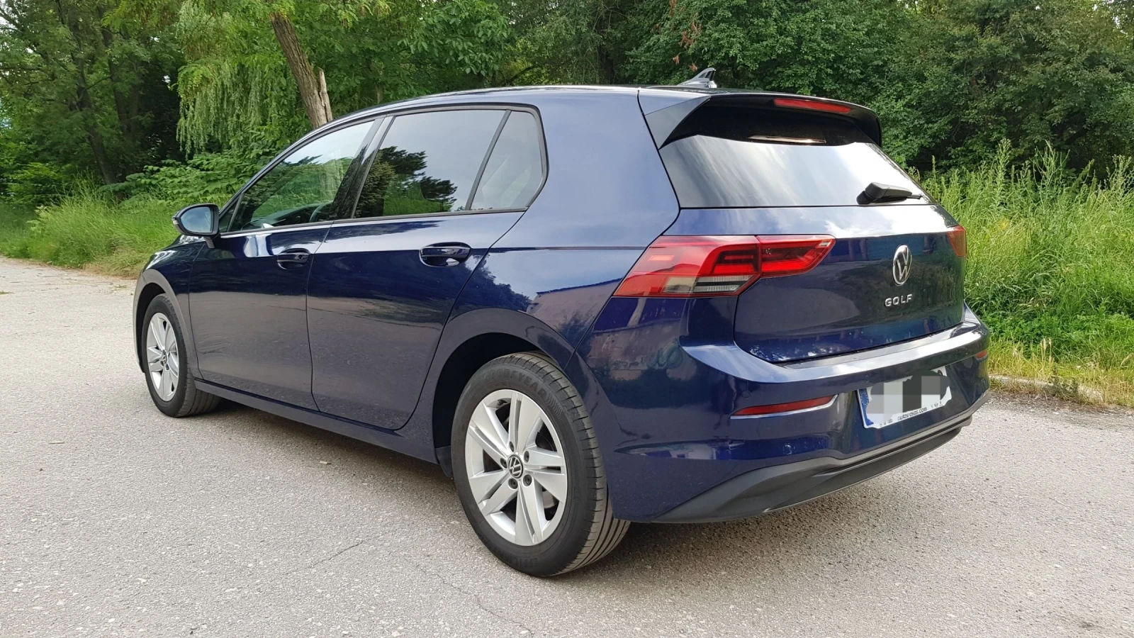 VW Golf 2.0TDI Life, снимка 5 - Автомобили и джипове - 54843802