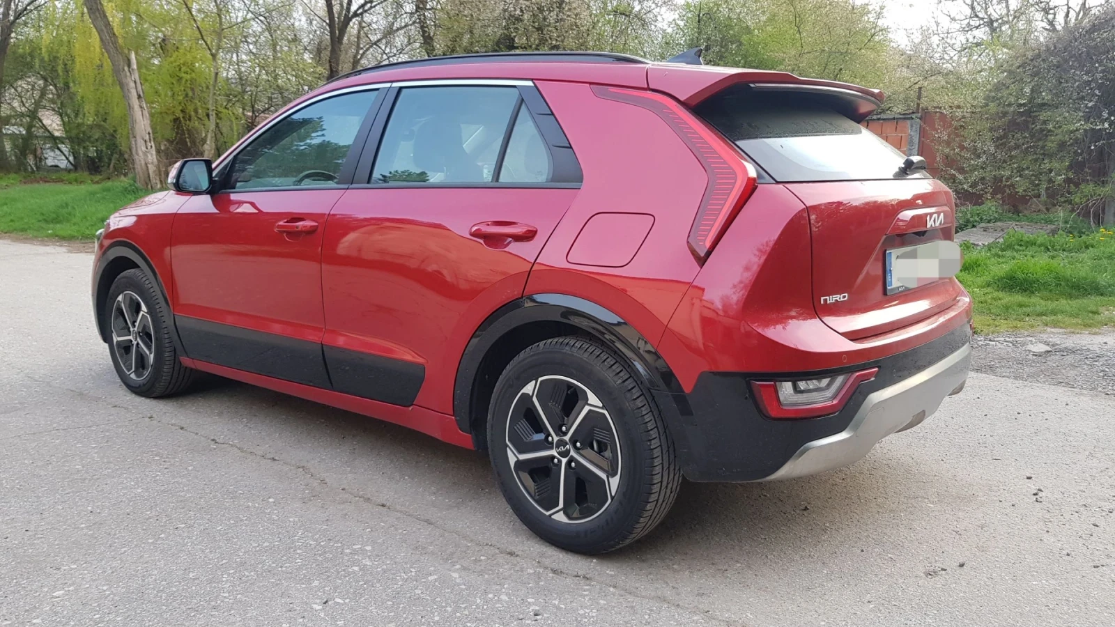 Kia Niro 1.6GDI HEV, снимка 6 - Автомобили и джипове - 54184462
