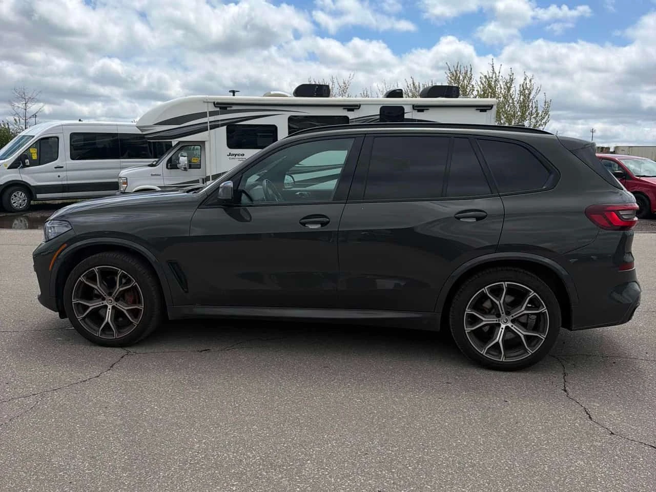 BMW X5  xDrive40i /ЛАЗЕРИ/360/HUD/АВТОКРЕДИТ , снимка 2 - Автомобили и джипове - 54549442