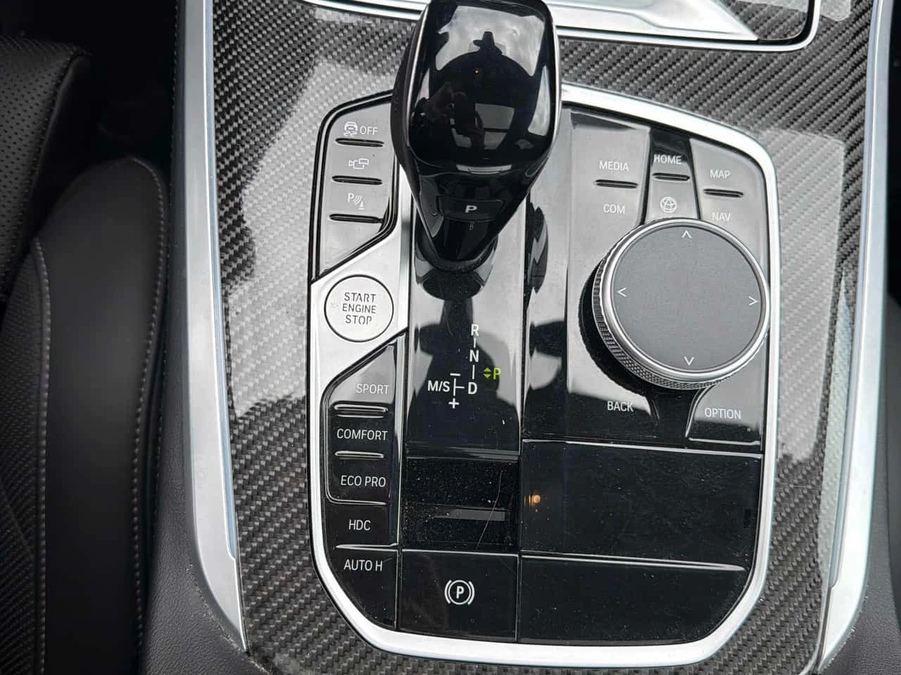 BMW X5  xDrive40i /ЛАЗЕРИ/360/HUD/АВТОКРЕДИТ , снимка 10 - Автомобили и джипове - 54549442