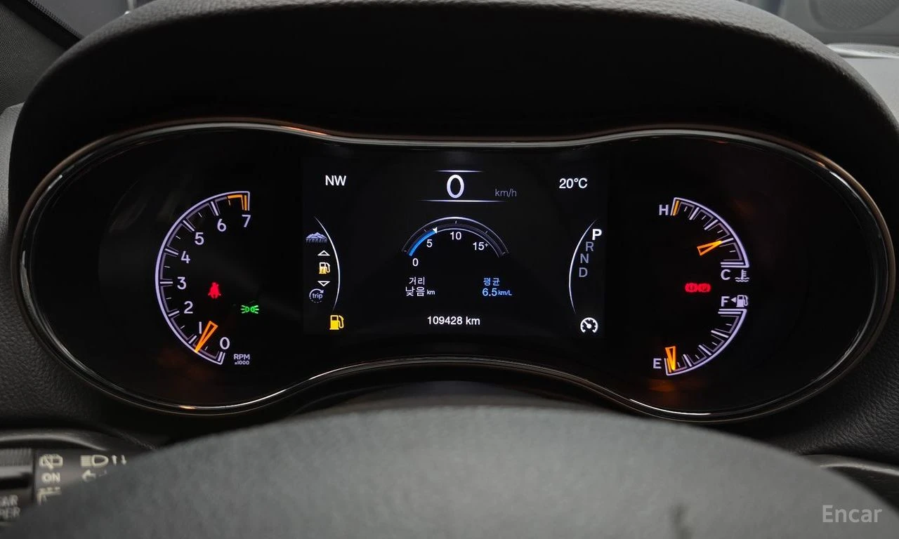 Jeep Grand cherokee 3.6* V6* 8ZF* ПОДГРЕВ* ОБДУХВАНЕ* КАМЕРА* МЪРТВА* , снимка 13 - Автомобили и джипове - 54730376