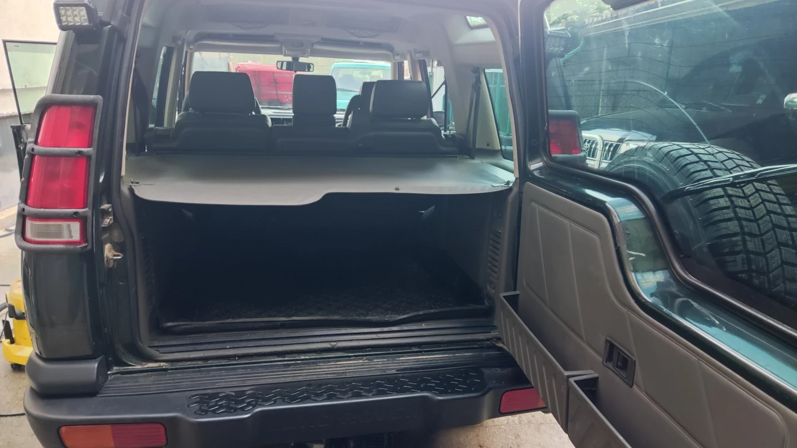 Land Rover Discovery, снимка 3 - Автомобили и джипове - 54773306
