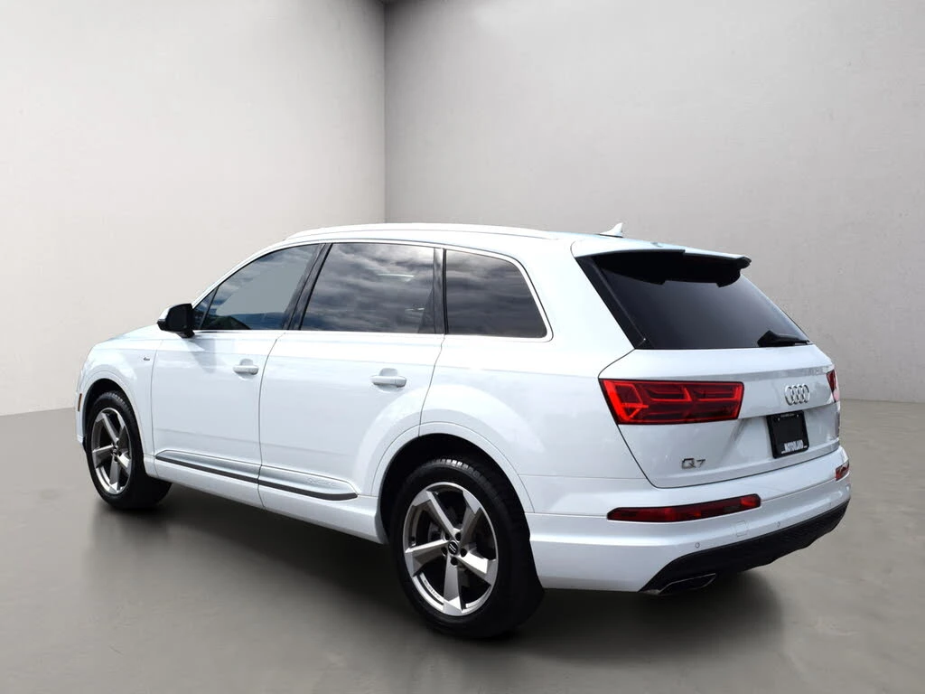 Audi Q7 3.0T* MATRIX* S* LINE* ОБДУХВАНЕ* 360КАМЕРА* LANE*, снимка 4 - Автомобили и джипове - 56208579