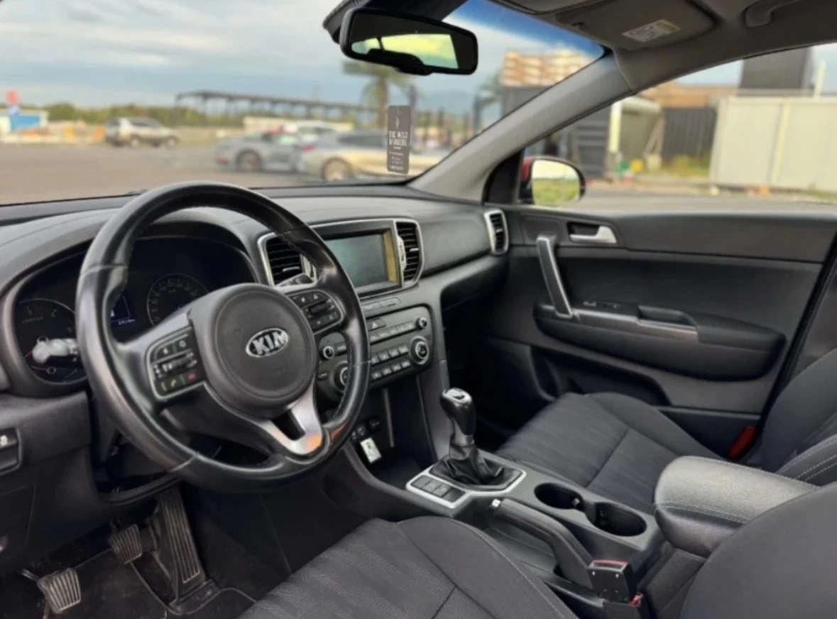 Kia Sportage 1.7 CRDI, снимка 9 - Автомобили и джипове - 56341438