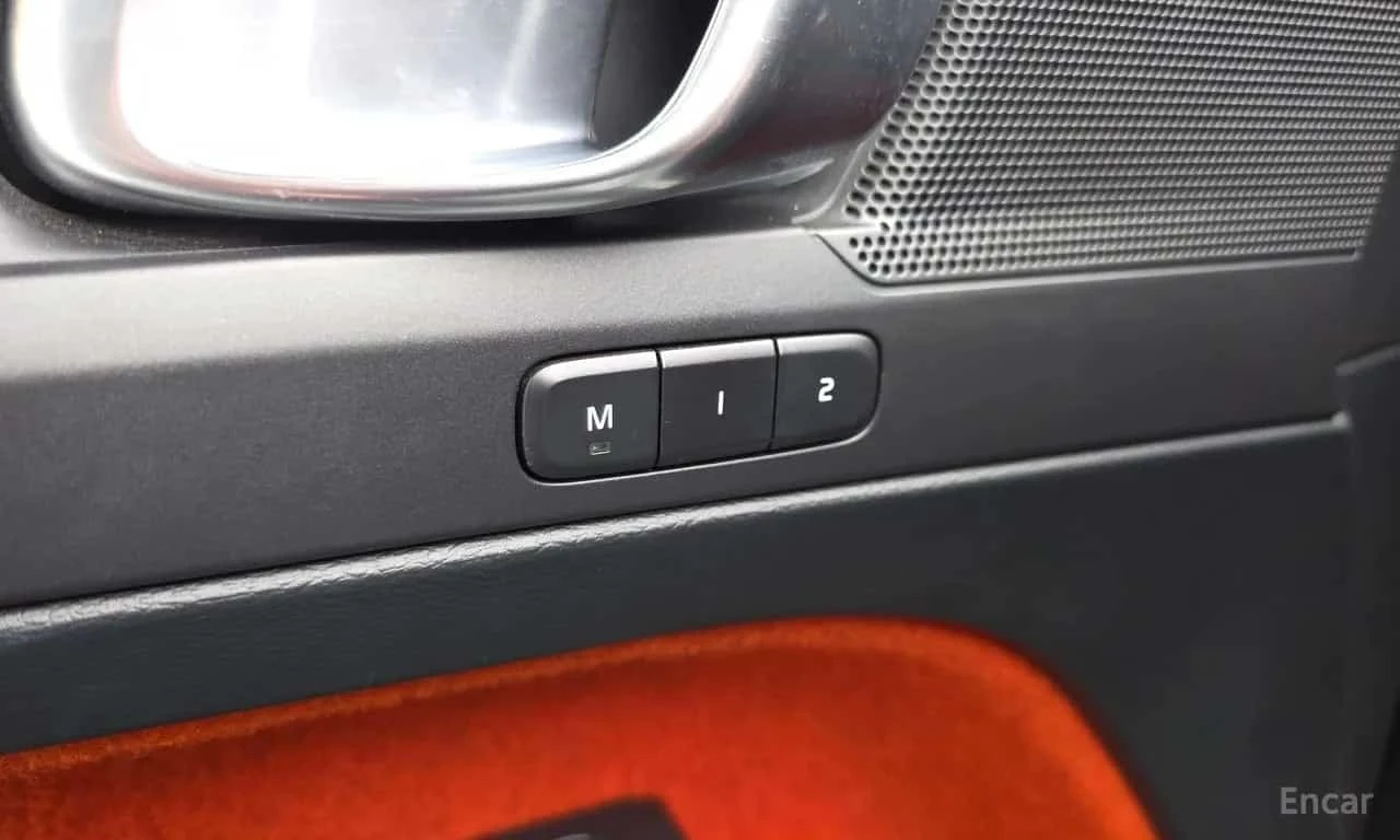Volvo XC40 T4 R Design/����������� | Mobile.bg � ����������� 17