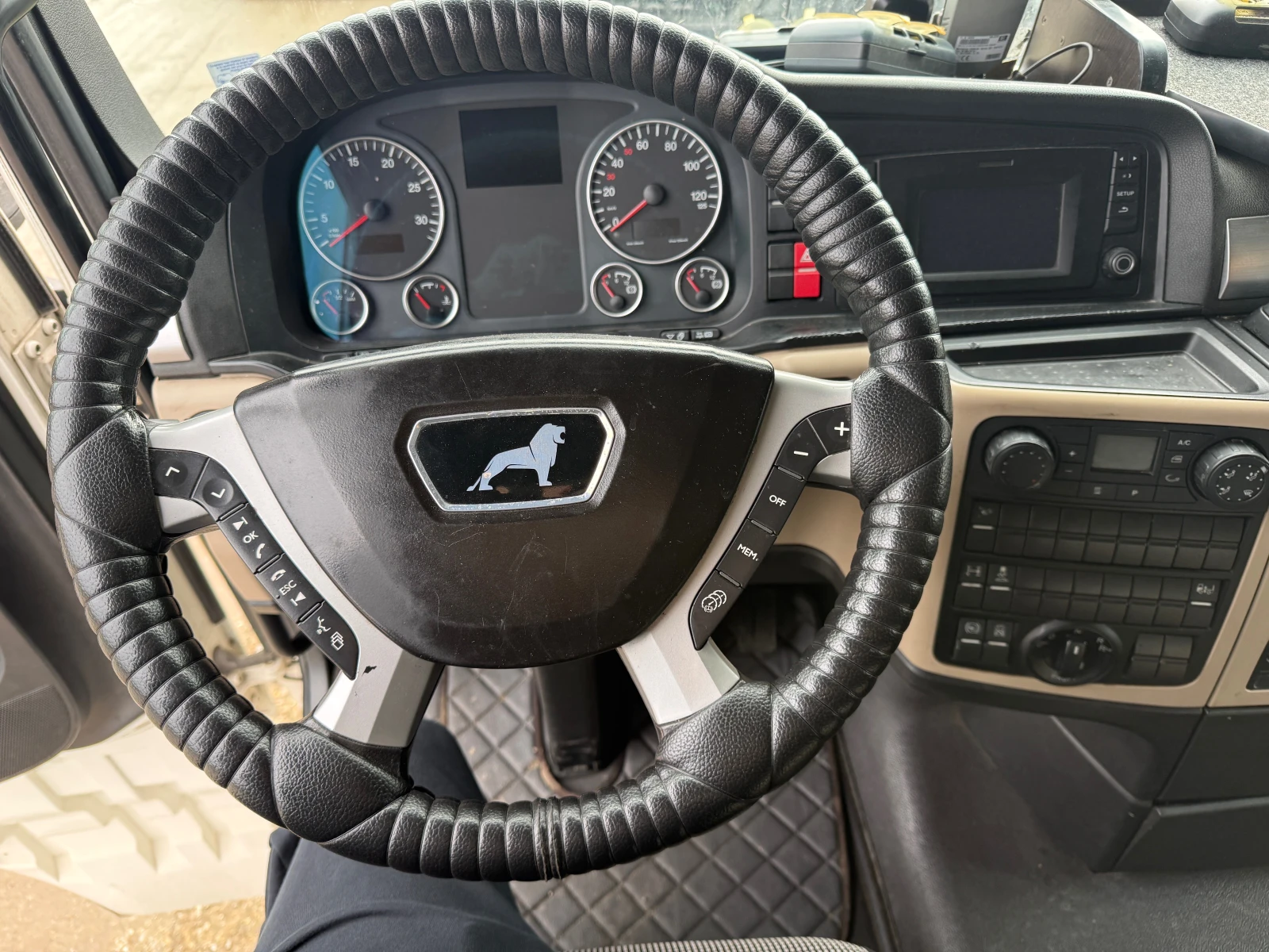 Man Tgx 460 E6 + Kögel 2016г - изображение 4