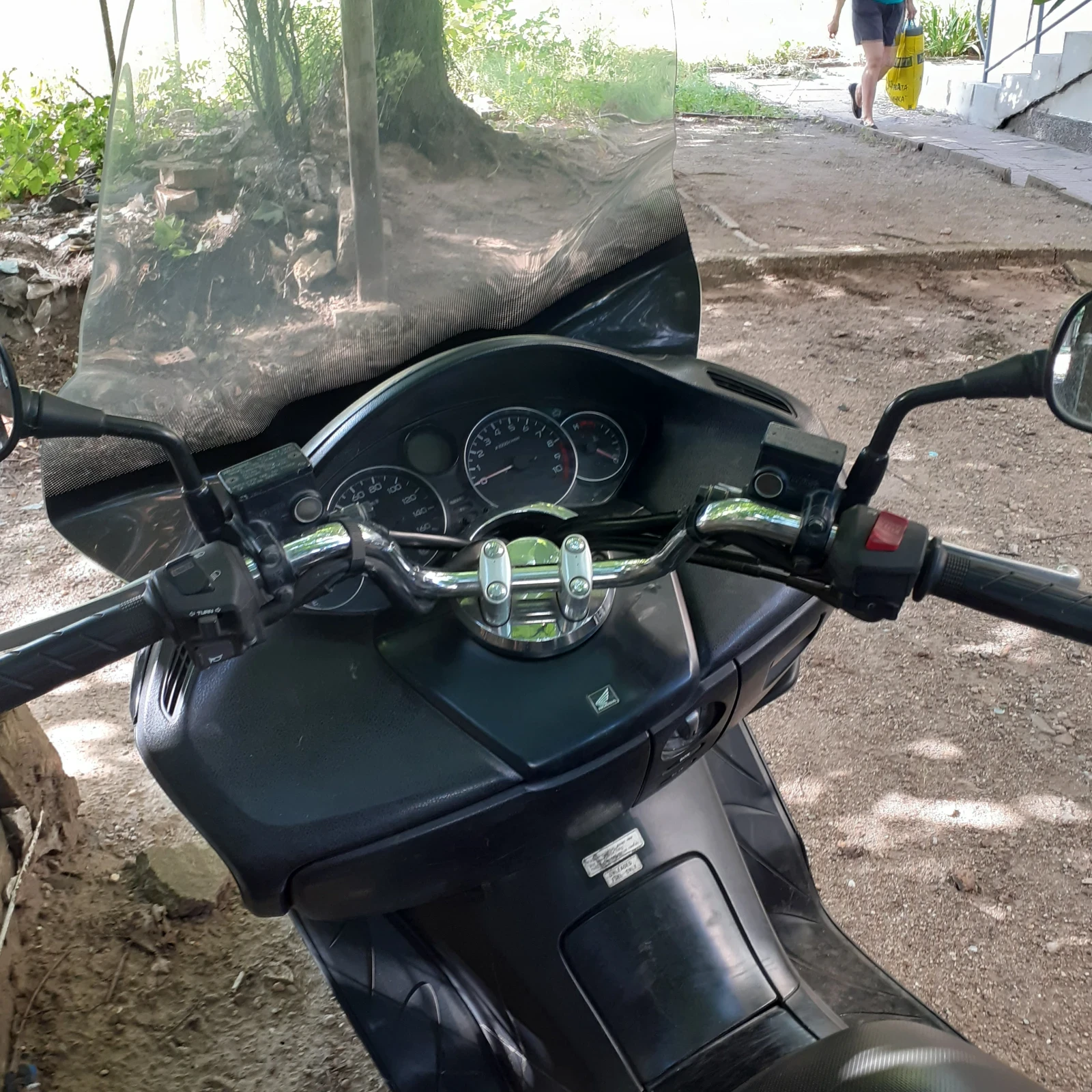 Honda Forza  - изображение 3