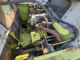 Комбайн Claas Mega, снимка 7