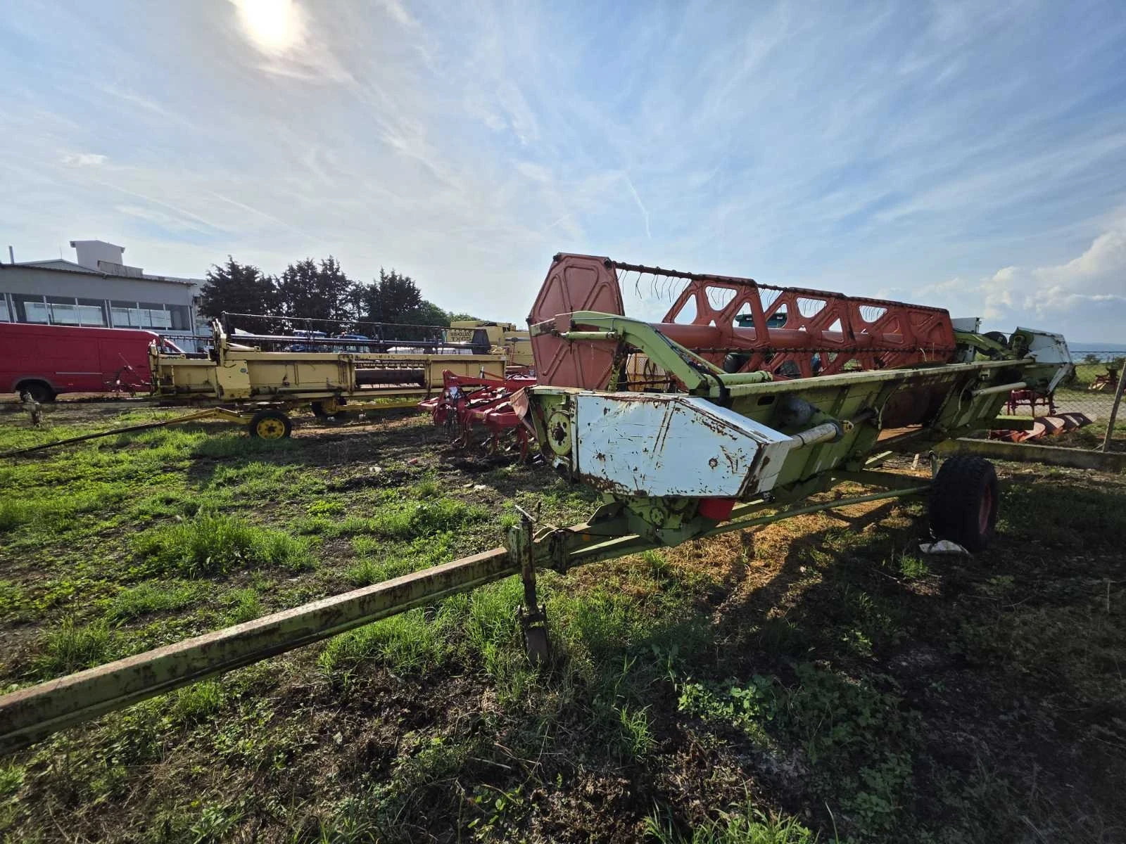 Комбайн Claas Mega, снимка 9 - Селскостопанска техника - 54766679