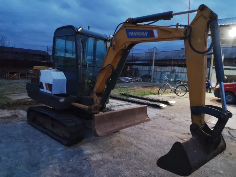 Багер Yanmar B27, снимка 3 - Индустриална техника - 52664714