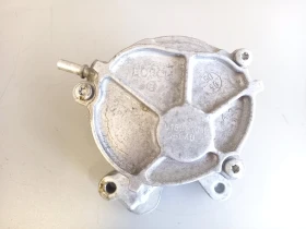 Вакуум помпа Пежо 407 2.0хди (1)