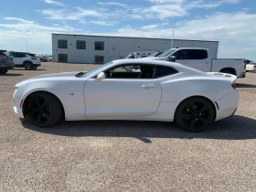 Chevrolet Camaro 1LT | CARFAX | АВТОКРЕДИТ , снимка 2