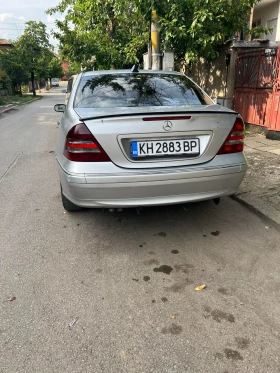 Mercedes-Benz C 220, снимка 3