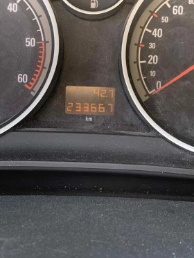 Opel Astra КЛИМАТРОНИК, ПОДГРЕВ - 3600 лв. - 42725621 9