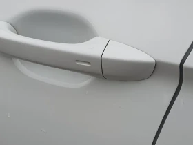 VW Passat 2.0TDI SCR 4MOT DSG | Mobile.bg    17