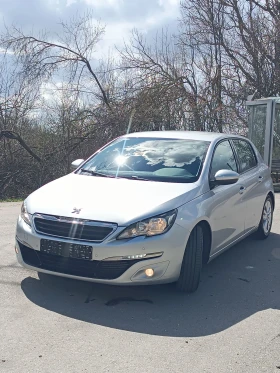 Peugeot 308 1.2i