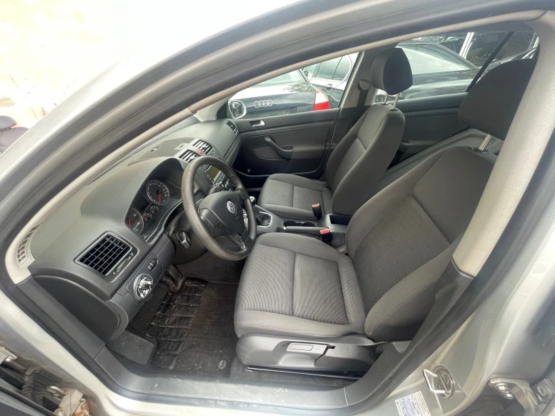 VW Golf 1.9tdi 4x4, снимка 3 - Автомобили и джипове - 40597198