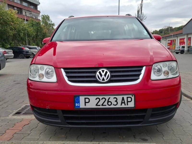 VW Touran, снимка 1 - Автомобили и джипове - 47603318