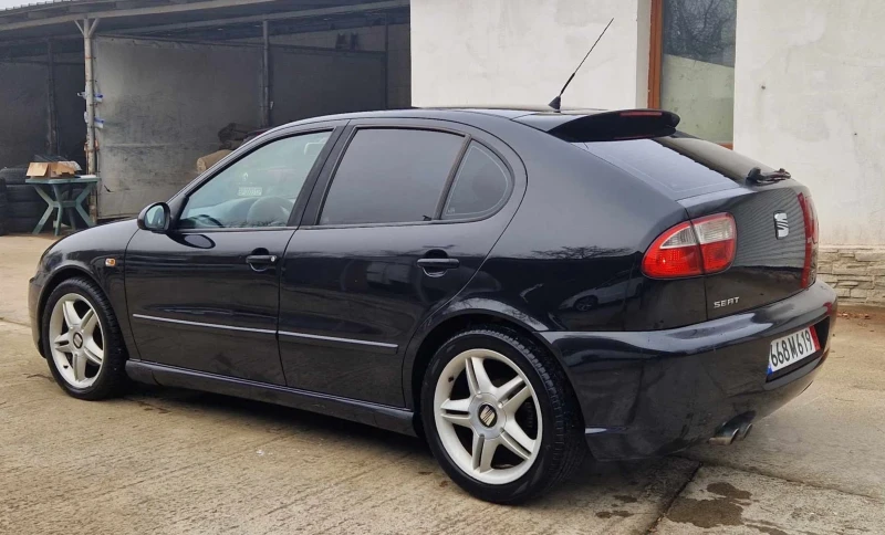 Seat Leon 1.9TDI 150к.с.FR 6ск., снимка 4 - Автомобили и джипове - 48430084